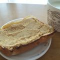katsuraちゃん's cooksnap of when they made 幸せ～揚げパン風きなこトースト.