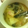 赤い電話's cooksnap of when they made 玉葱とじゃがいもの味噌汁.