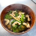 azbjbn's cooksnap of when they made 我が家の味噌汁(キャベツ).
