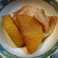 emilling's cooksnap of when they made 母の味♪簡単♪豚バラと大根の煮物.