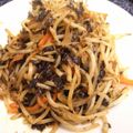 tomokoshiawase's cooksnap of when they made 安くて簡単！ピリカラもやし炒め.
