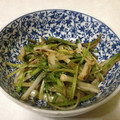 natukiane's cooksnap of when they made 根三つ葉の簡単茎炒め.