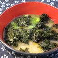 大魔女's cooksnap of when they made 豆腐と海苔の味噌汁(だしを取るver).