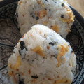 ayu☻mama's cooksnap of when they made 行楽のおとも・お弁当に✿桜海老のおにぎり.