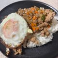 亜矢＊'s cooksnap of when they made 簡単★ガパオライス(ナンプラーなし).