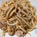 ♬のんのこ日和♬'s cooksnap of when they made オイスターソース味♫焼きうどん.