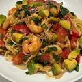 スキピオ's cooksnap of when they made トマト・アボカド・えびの和風冷製パスタ.