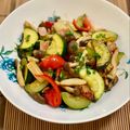 コムギ大好き's cooksnap of when they made 10分！きのことズッキーニのバター醤油.
