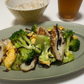 ナツコチャン's cooksnap of when they made ちくわとブロッコリーと卵のマヨ塩昆布炒め.