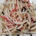 ☆とん吉☆'s cooksnap of when they made 洋風♪もやし・カニカマの塩こんぶ和え.