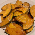 ☆★ＨＡＣＨＩ♪★☆'s cooksnap of when they made かぼちゃの甘辛炒め.