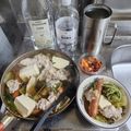 ebipeco's cooksnap of when they made 簡単♪寄せ鍋☆あっさり鶏ガラ醤油だし.