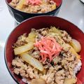 京ん家's cooksnap of when they made 吉野家の牛丼を完全舌コピー.
