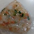 とも☆♪☆♪'s cooksnap of when they made 弁当＆朝食に！簡単ゴマ油香る鮭のおにぎり.