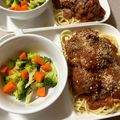ame-ikuru's cooksnap of when they made トマトソースのミートボール・パスタ欧州風.