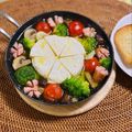 コムギ大好き's cooksnap of when they made カマンベール☆アヒージョバケットを添えて.