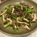 かゆみか's cooksnap of when they made せり＆しめじ＆豚肉炒め.