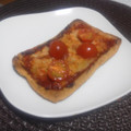 kanaxxx's cooksnap of when they made ☆超簡単☆油揚げのサクサクピザ.