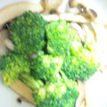 だいずぺーぺー's cooksnap of when they made きのことブロッコリーの和風炒め*.