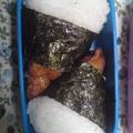 まみむめーい's cooksnap of when they made お弁当に冷凍からあげの大人おにぎり!!.