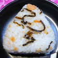flatty1016's cooksnap of when they made ●鮭フレと塩昆布の混ぜご飯●.