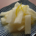 シュヴァル's cooksnap of when they made 簡単！おいしい！ゆず大根♪.