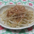 moruchama's cooksnap of when they made 簡単美味☆もやしの和風サラダ.