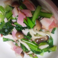 ちゆらび's cooksnap of when they made 小松菜とベーコンの塩炒め.