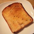 しゃぼん玉's cooksnap of when they made ＨＢ使用♪　杏仁レーズン食パン.