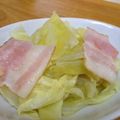 UtaUka's cooksnap of when they made 春キャベツとベーコンのフライパン蒸し.