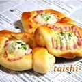 タイシーン's cooksnap of when they made ハムマヨ♪まるごとゆで卵パン.