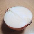 まきーころ's cooksnap of when they made 玉ねぎが目にしみない方法.