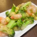 papikun's cooksnap of when they made ★イカとブロッコリーの炒め★.