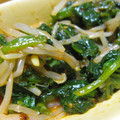 さかーす's cooksnap of when they made 豆もやしとほうれん草のナムル.