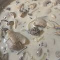 クックBYJV1R☆'s cooksnap of when they made 鶏もも肉ときのこのクリーム煮.