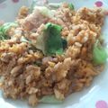 まなやね's cooksnap of when they made たまごでぽろぽろ★ツナレタス炒飯.