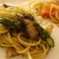 hawaiisunny's cooksnap of when they made 鶏とアスパラのガーリックパスタ.