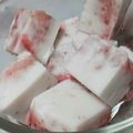 ひろみどんどこしょ's cooksnap of when they made つぶつぶ苺の♪ミルク寒天.