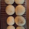 ゆらゆらこのは's cooksnap of when they made 全粒粉の丸パン*自家製天然酵母で.