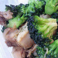 MofeMofee's cooksnap of when they made ﾌﾞﾛｯｺﾘｰと帆立の炒め物.
