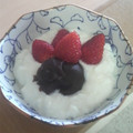 サーフブレイド's cooksnap of when they made 美容にも☆　いちごとあんこのヨーグルト.