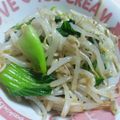 かなた0202's cooksnap of when they made あと１品に♪もやしと青梗菜のおひたし.