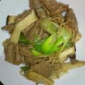 き～ま's cooksnap of when they made 牛肉ときのこの炒め物.