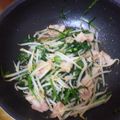 saorin201's cooksnap of when they made もやし・にら・豚バラの中華風炒め.