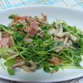 きじとしろ's cooksnap of when they made 豆苗とベーコンの炒めもの.