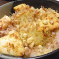 papikun's cooksnap of when they made 簡単^^揚げ＋焼き♬豆腐の天かす丼.