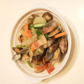 anri78326's cooksnap of when they made ルクエで♪あさりベーコンの野菜蒸し♪.