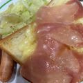 とぉみ98☆'s cooksnap of when they made 食パンアレンジ・ハチミツ＆チーズ＆生ハム.