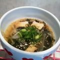 ☆めぐぅー☆'s cooksnap of when they made ワカメと玉ねぎのヘルシー胡麻スープ.