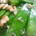 熊人すみこ's cooksnap of when they made さやえんどうのくるみ和え*.